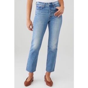 Levi's 501 Original Fit High Waisted Light Wash Denim Jeans Women's